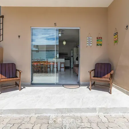 Apartamento com Piscina e Churrasqueira PDL005-2